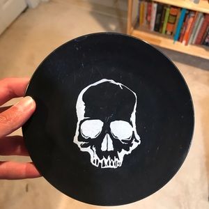 Small Plastic Skull Plate